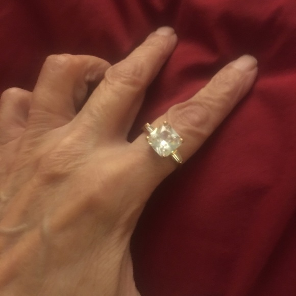 Cz ring in gold tone medal - Picture 2 of 4